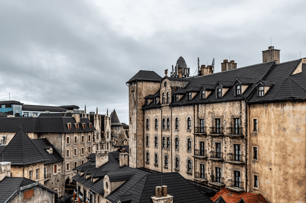 When you’re done with checking in at the Golden Bridge, make sure to visit the French Village for a taste of its romantic vibe (Source: Pexels)